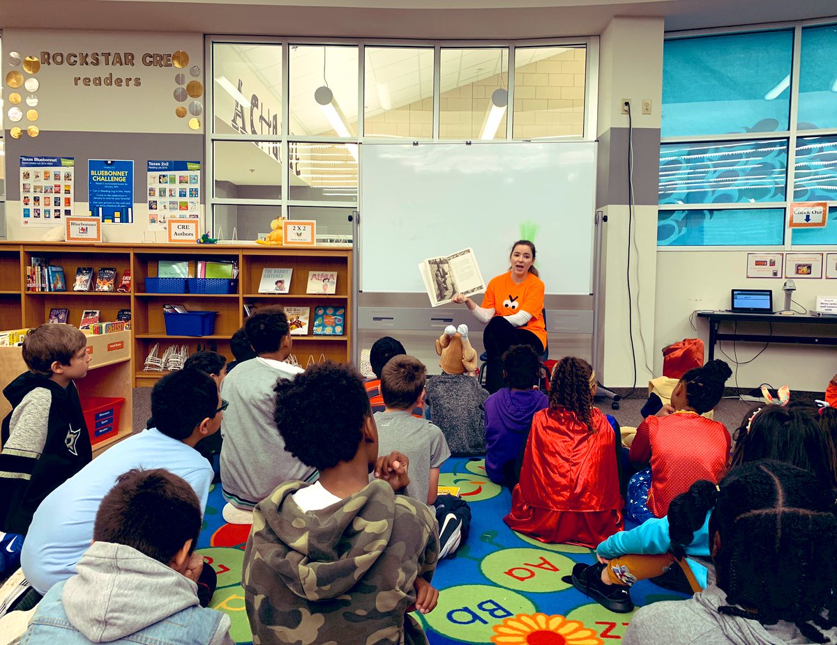 MsBellCRE's tweet photo. Sometimes you just need a good book on a rainy morning🌧📚 Thank you @CRElibrary!! https://t.co/hLOrLtx2iN