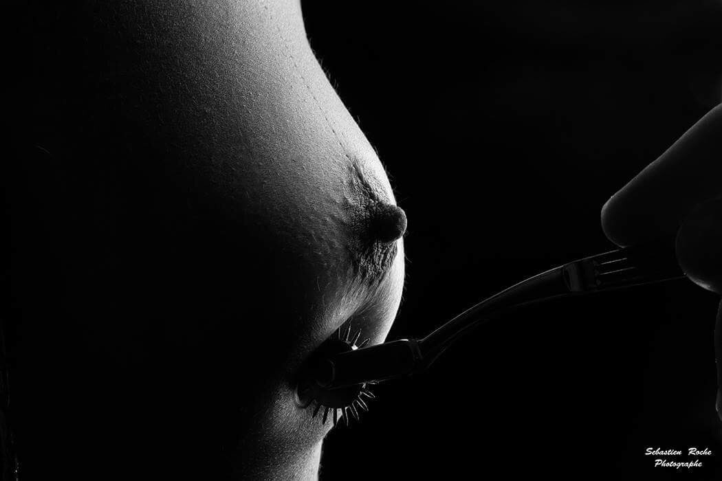 SebiPhoto's tweet image. #shooting #photo #photography #Blacktwitter #nud   #femmesexy #femme #femmefatale #woman #womansexy #girl #girls #sexygirsl #sexy #shootingphoto #shooting #shootingphoto #blackandwhite #noiretblanc #nudephotography #nudeshoot #nudeart #photography #photo #photosexy