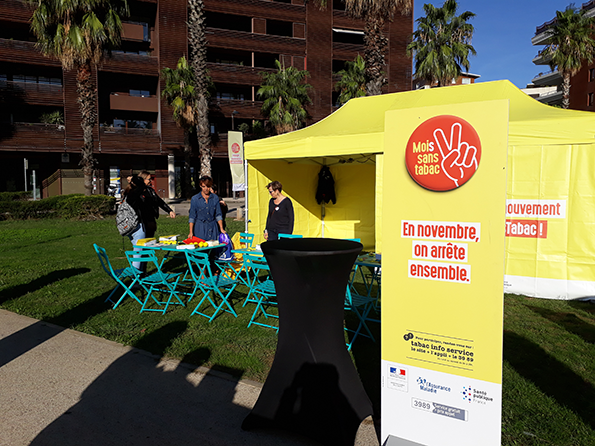 ARS_OC's tweet photo. Le village #MoisSansTabac est à Montpellier.Vous souhaitez bénéficier de conseils de professionnels  pour arrêter de fumer ? Retrouvez nous aujourd'hui et demain bassin Jacques Coeur, nombreuses animations  de 10h à 18h30.
@santeprevention @ARS_OC @ICM_Montpellier @cpam34 https://t.co/SGEM0KrXlW