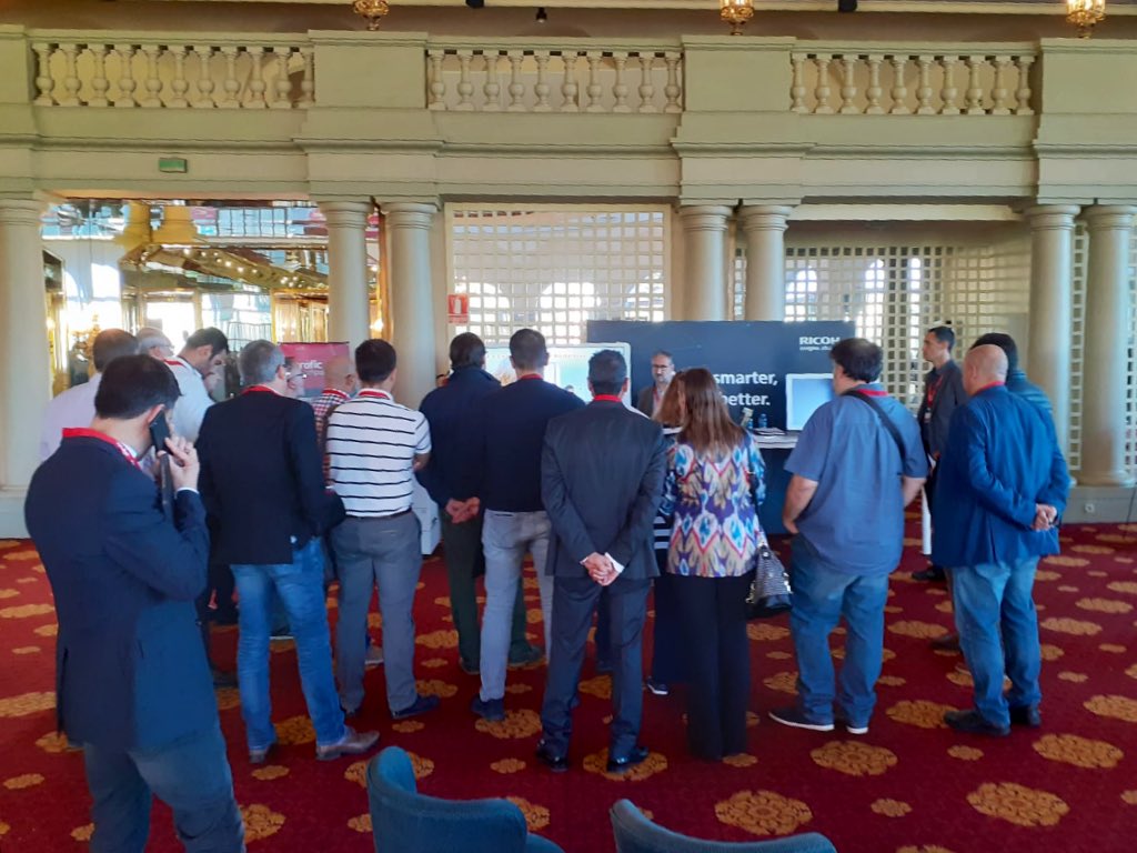 ricohspain's tweet photo. Acompañamos a nuestros amigos de @ofigrafic en #Techpoint2019, una jornada para impulsar la digitalización en las #pymes presentada por el economista @XSalaimartin 
#EmpresaDigital https://t.co/hvjCfGc4kN