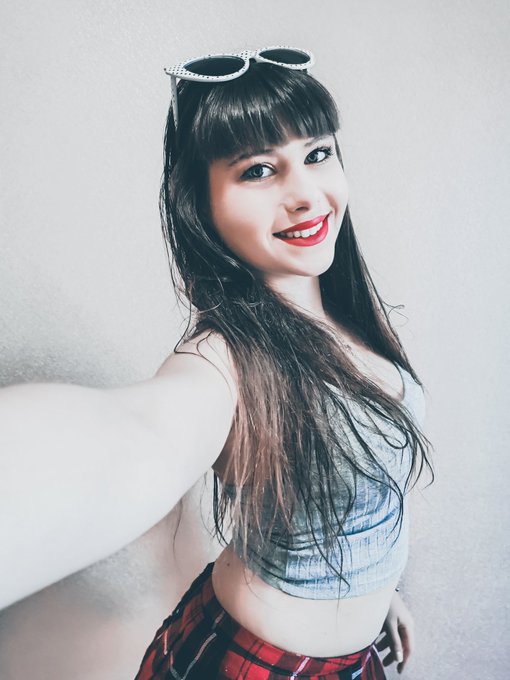 Go tournage 🙂 #Jonquera #fino #StephanoShow https://t.co/skxbMlPFed<a href="/tag/jonquera"class="tags">#Jonquera</a><a href="/tag/fino"class="tags">#fino</a><a href="/tag/stephanoshow"class="tags">#StephanoShow</a>