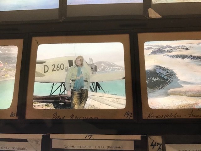 CVilas3's tweet photo. Zurzeit grosse Präsenz von #Norwegen in der Schweiz: Sensationelle Glasdias und Filme von Roald Amundsens Polarexpedition (1910-26) im @fotomuseum_ch im Rahmen von  #colormania und Anwesenheit von norwegischen Autorinnen und Autoren an den https://t.co/yP1Dhwrr9H @Norwegianbooks https://t.co/X5i8aCqkRz