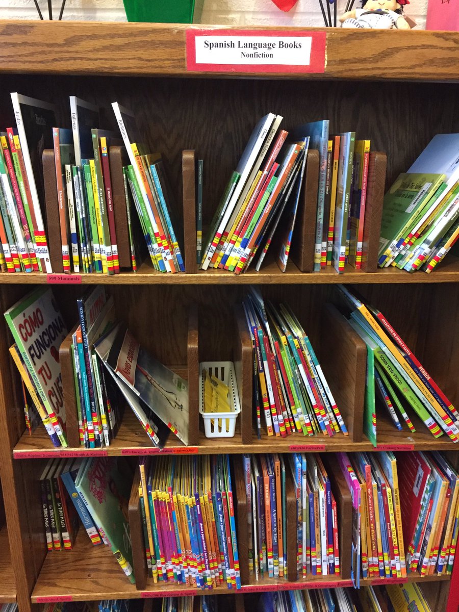 PollyGlotPress's tweet photo. Impressive tour of impressive @SpeasGlobal in Winston Salem, NC; IB school; Dual Language Immersion grades K-5; local hires; 5 of 7 Kinder classes DLI Spanish; Dedicated, articulate principal. Thanks for this informative visit! @jessicacgarner @AGHoulihan @andreitabarbosa https://t.co/9tYeQO8lRR