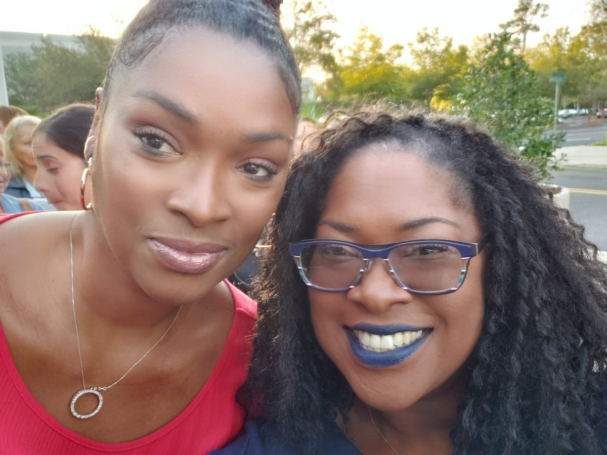 kellydrummond's tweet photo. #lovelife19 God is good and working #GodIsLove https://t.co/mlUz7Jt2Rn