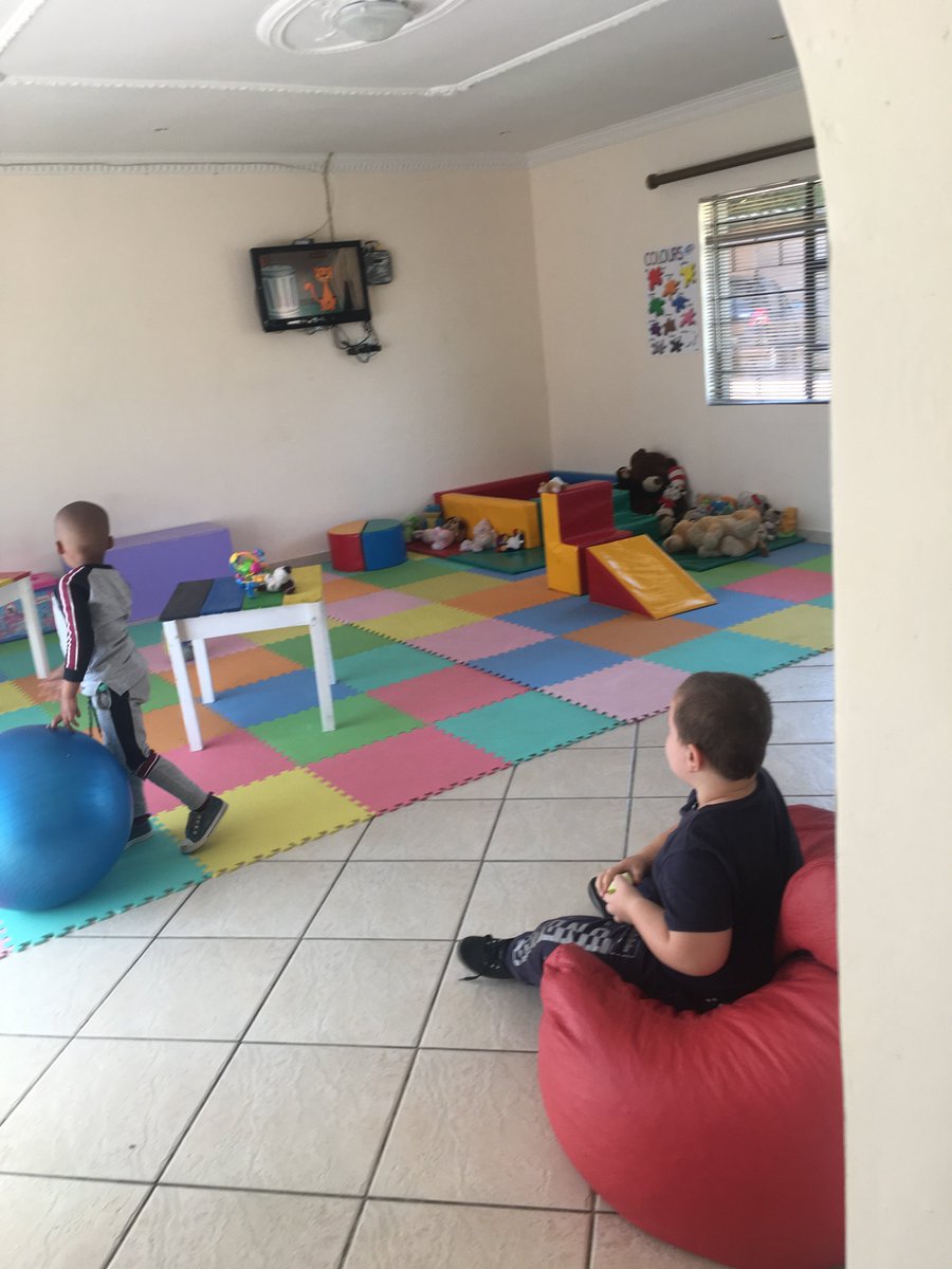 0Childcare's tweet photo. @DStv #RWC2019 Watching Semi on #DStvNow Now requires great company: Broers, Buddies, friends and colleagues ...with no kids to worry about... @24/7 Flexi-Childcare in Centurion is there for u, while you out there #PlayingWithOtherKids. Weekends, Holidays, boarding. All-day & night https://t.co/afdhLsszLG