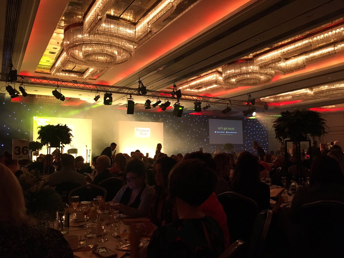VerityStokes_KB's tweet photo. Fabulous lunch at @women_oftheyear with @AlantraGlobal championing some truly outstanding women! #WOTY19 @KatieBard_Jobs https://t.co/Xf6ikORuK5