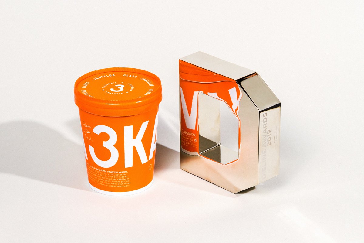 KuudesDesign's tweet photo. Oh, look what the mail carrier brought! Our newest toy, the shiny @TheDieline Silver Award for the @3kaveria redesign. 🧡

→ Check out the award-winning work: https://t.co/b9fkG9yrVo

#3kaveria #Dieline #design #branding #packaging #foodpackaging #icecream #dairy https://t.co/kHhchkkkjM