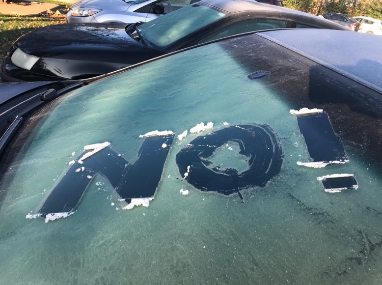 StoriesBySean's tweet photo. Yeah... not looking forward to scraping my windshield every morning. #TooSoon #StillOctober #WinterIsComing #WiWx βοΈπ¬ https://t.co/97htNwcO5C