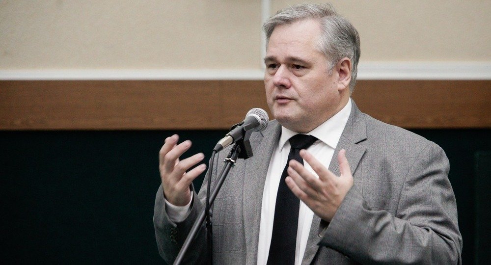 ed_crunch's tweet photo. Два предсказания от @Remorenko_Igor  (ректора МГПУ): Появится дистанционное (удаленное) школьное образование и параллельно с этим появятся аскетичные школы, исповедующие полный отказ от каких-либо технологий  #EdCrunch2019 #EdCrunch https://t.co/0OgbSFbpPu