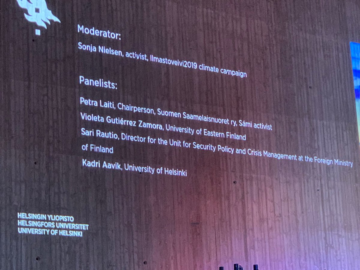 MarjutJyrkinen's tweet photo. Tiedekulman paneeli Climate Change and Violence osana Gender Studies konferenssia kerää laajan yleisön Tiedekulmaan. Sari Rautio UM:stä puhuu miten ilmastonmuutoksen torjuminen on myös osa kansainvälistä kriisien ehkäisemistä ja ratkaisemista @WeAllFinland #OnViolence2019 https://t.co/OwNRSSEfYH
