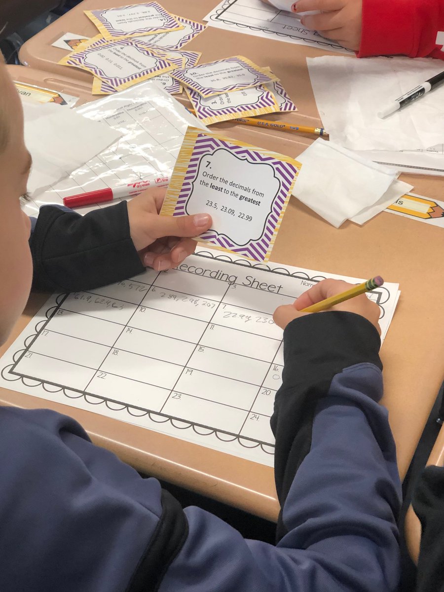 LynnMatteo's tweet photo. @BataviaMiddle 
Sharpening those place value skills and sharing our thinking in math.
Hard working kiddos 😊
#bmspride https://t.co/pUGGfPEkKa