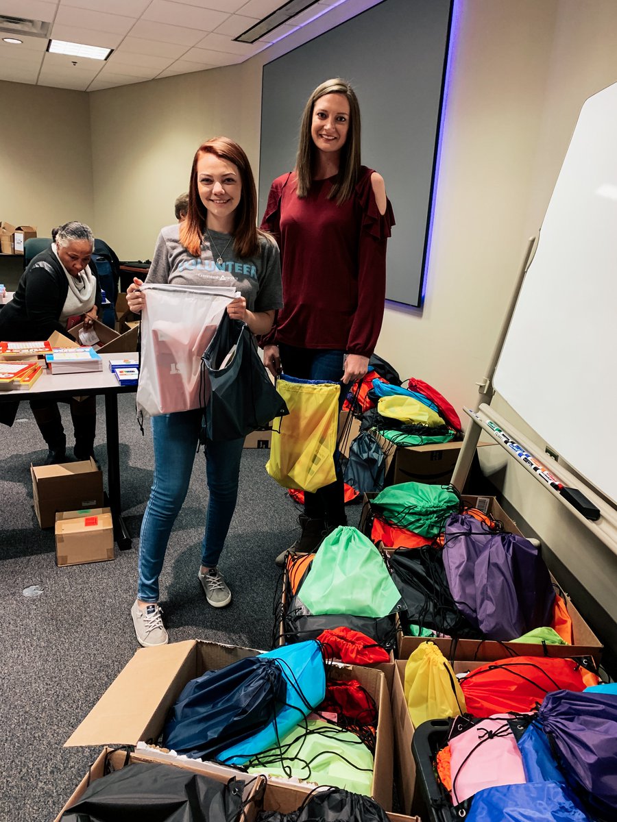 CommunityAmerCU's tweet photo. We’re back at it with #FeelGoodFridays! This time we gathered our teammates along with some @Chiefs staff to put together Chemo Care Kits for patients at the @americancancer Society Hope Lodge. ❤️#CACUGivesBack https://t.co/xkVqo99KpK