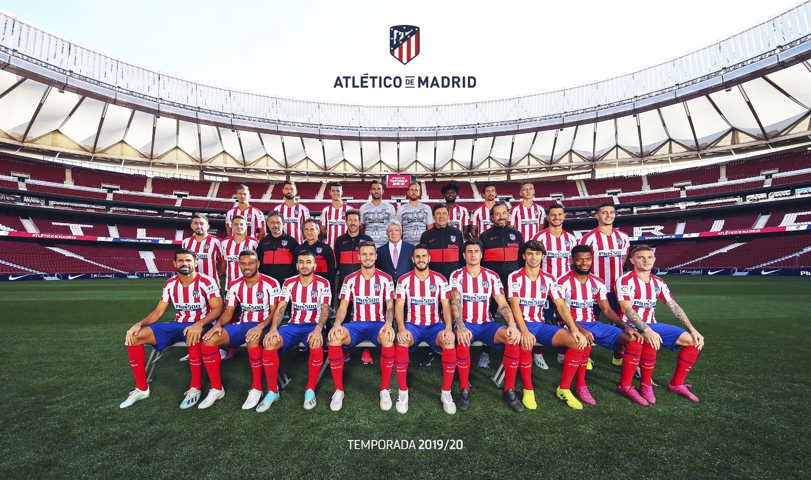 de Madrid al Twitter: "[📸🏧] ¡Ya tenemos nuestra foto oficial de la temporada 2019/20! 🔴⚪🔴 ⏬⏬⏬ #AúpaAtleti https://t.co/bfj9YKTHuT" /