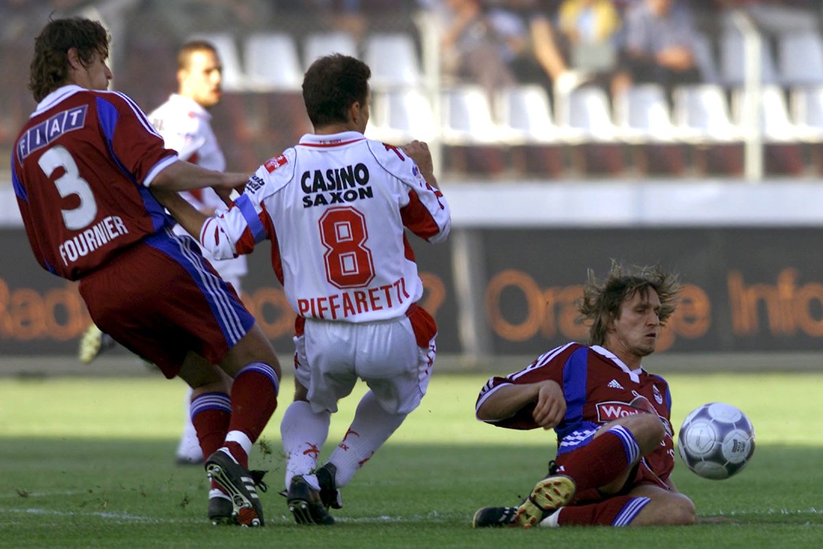 Sion-Servette, c'est le souvenir de pleins de belles émotions vécues dans le passé. Il faut donc se réjouir de retrouver ce beau derby dans l'élite et faire du match de demain une belle fête, mêlant ambiance et fair-play dans les tribunes et sur le terrain. On compte sur vous!