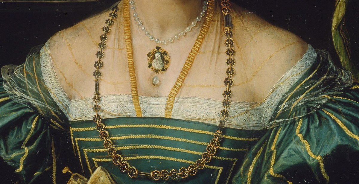 OldPortraiture's tweet photo. Born #OnThisDay in 1510: #RenéeofFrance (1510-74), #DuchessofFerrara as wife of #ErcoleII d'#Este; daughter of #LouisXII 

Possible #Portrait by #PieterdeKempeneer (ca.1503-87), ca. 1530s

#Valois #RenéedeFrance #Portraiture #Renaissance #NetherlandishArt 
#Staedelmuseum https://t.co/qKoBgVApL5