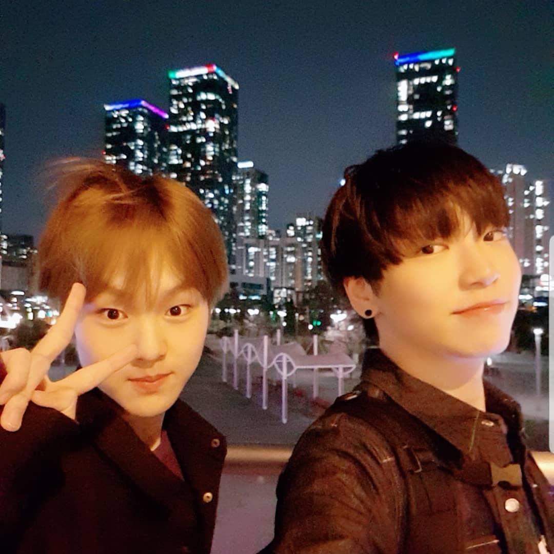 DohyonBrazil's tweet photo. [#FOTO] 25.10.19
Postagem do trainee Kijoong da MBK em seu Instagram com o Dohyon 🐹

#MAMAVOTE #NAMDOHYON #DOHYON #남도현 #X1 @x1official101 https://t.co/uBI7YQUN3f