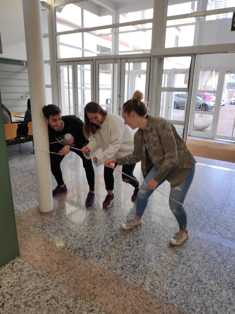 Marta Estellés (@martaestelles18) on Twitter photo Hoy intentamos fomentar la actividad física a través del Hackeo de espacios en la Universidad #HackeoEducaciónUCM2019 @elenutxy <a href="/diegodelafuent5/">Diego de la Fuente</a> @ZekoOneeHS Hoy intentamos fomentar la actividad física a través del Hackeo de espacios en la Universidad #HackeoEducaciónUCM2019 @elenutxy <a href="/diegodelafuent5/">Diego de la Fuente</a> @ZekoOneeHS