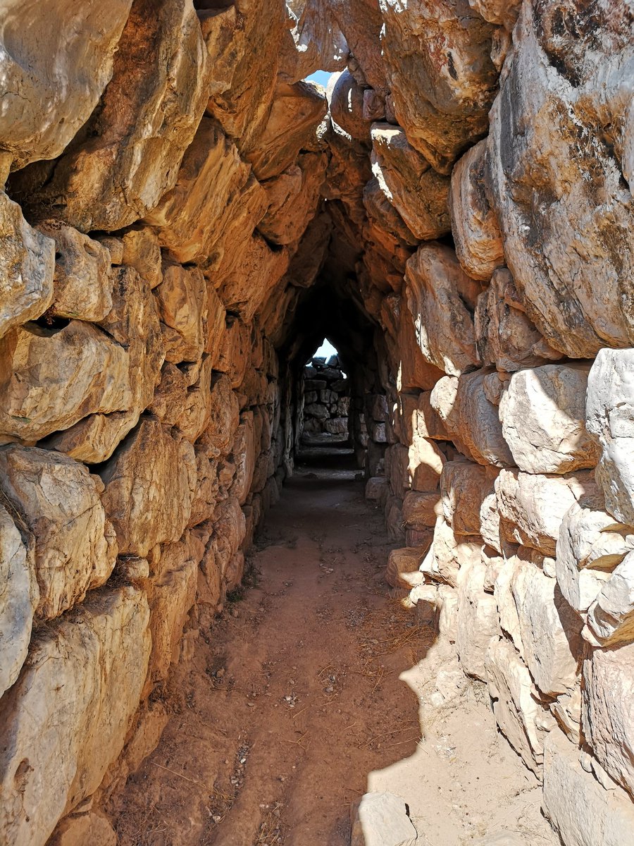 SWPSTravel's tweet photo. Tiryns - Corbelled gallery inside wall https://t.co/hLcRXbVxgs