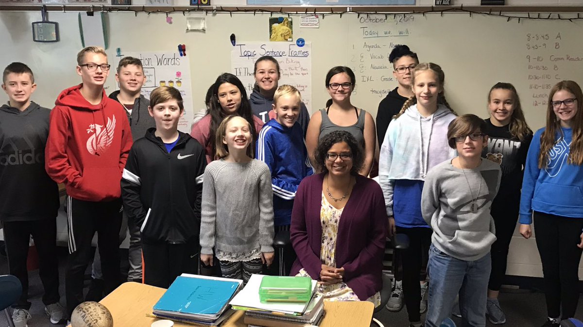 TracyIde1's tweet image. It’s a wonderful day when Mrs. Paire is at DMS @renee_paire #communityreader #dmsrocks