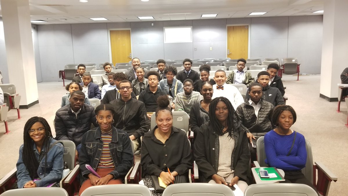 ProjectEnrich's tweet photo. Our first student photo got 2019-20 #BlackScholars #HBCU #GPiSocialAction https://t.co/aFtCKQQH91