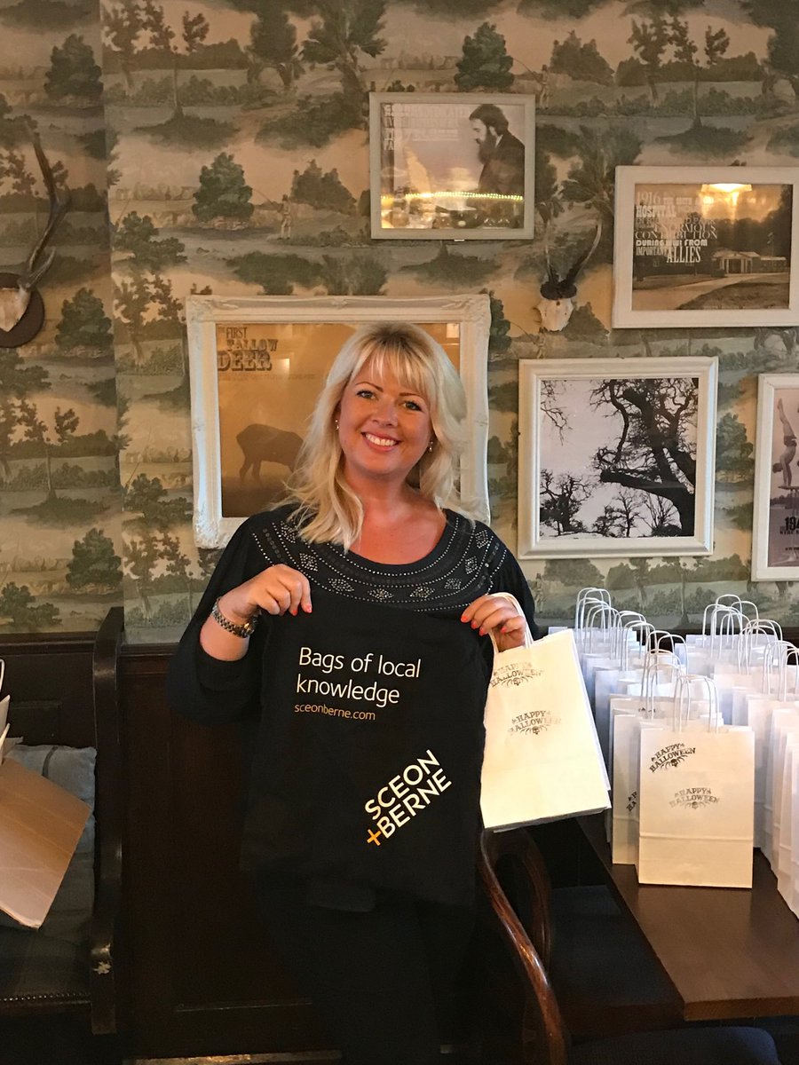 We’re busy getting all the goodie bags ready for the annual East Sheen Halloween Hunt. Need tickets? Click here ⁦<a href="/LasylAV/">Lasyl Audio Visual</a>⁩ ⁦@upandrunning_ES⁩ ⁦<a href="/Sheen_Sports/">Sheen Sports</a>⁩ <a href="/SheenU_RubyB/">SheenU&RubyB</a>⁩ ⁦@Pandemonium_LDN⁩ ⁦<a href="/YoungsPubs/">Young's Pubs</a>⁩ <a href="/SceonBerne/">Sceon + Berne</a>⁩ designmynight.com/london/pubs/so…
