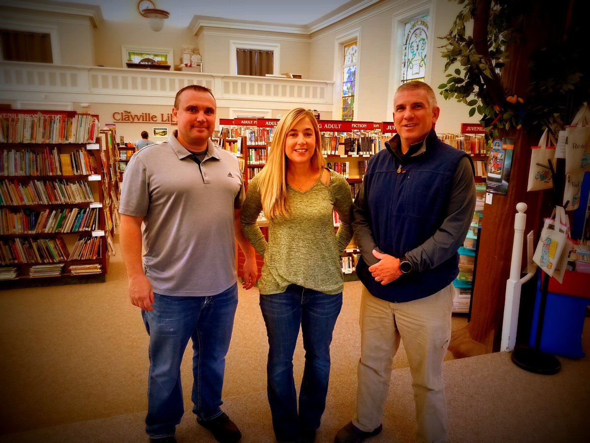SusanAshline's tweet photo. Excited I got to meet 2 outstanding #NYSP investigators featured in my book, Without a Prayer! Todd Grant (lt) & Dennis Dougherty (rt). #Heroes
@nyspolice #Dateline #amreading #truecrime #FridayVibes #Utica #nonfiction #readingcommunity #WithoutAPrayer #Reading #BookClub #cult https://t.co/Q8Gu16oBby