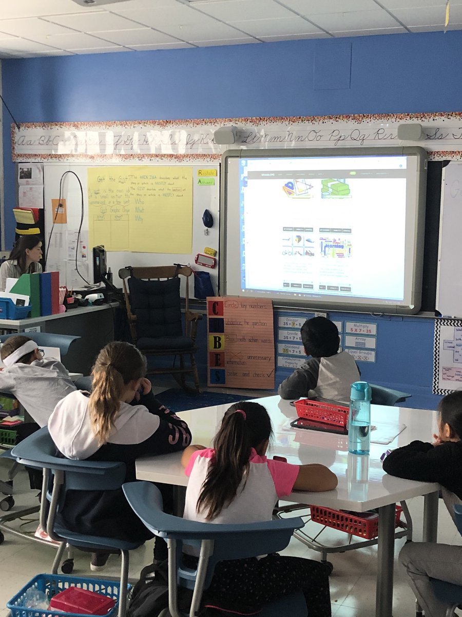 Third graders exploring enrichment courses in the ⁦<a href="/kid_OYO/">kidOYO ® AI Software Engineering & CSE Mentoring</a>⁩ platform ⁦<a href="/Jackson_Ave/">Jackson Ave School</a>⁩ #MineolaProud