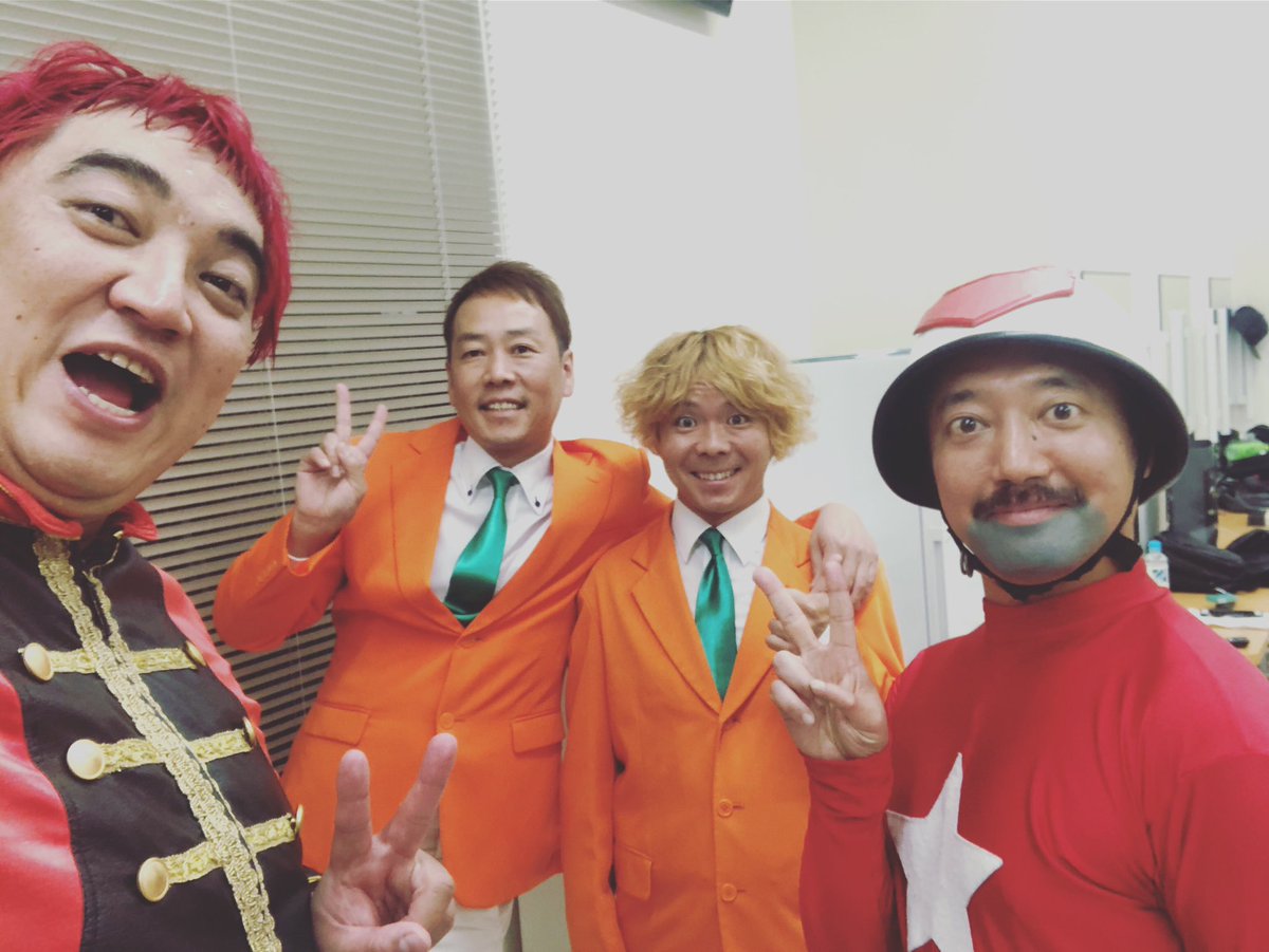 ホワイト赤マン