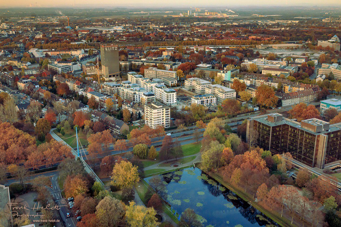 .<a href="/HeldtPhoto/">Frank Heldt</a> hat für .<a href="/Nordstadtblog/">Nordstadtblogger.de</a> eine Galerie mit #Herbst-Impressionen in #Dortmund zusammengestellt. Viel Spaß beim sonnigen Durchklicken – bevor die kalte Jahreszeit hereinbricht.
