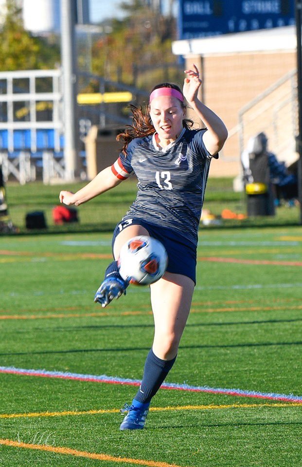 rivwosoc's tweet photo. 📣📣📣
⚽️#13 
Today we are introducing senior midfielder- Kassiana Gagnon. Kassiana is a four year member of the Rivier women’s soccer team, she is also a nursing major. A Windham native, she has been vital to program growth over her time with the program. We’ll miss her!🎉 https://t.co/hdf36vbzAR