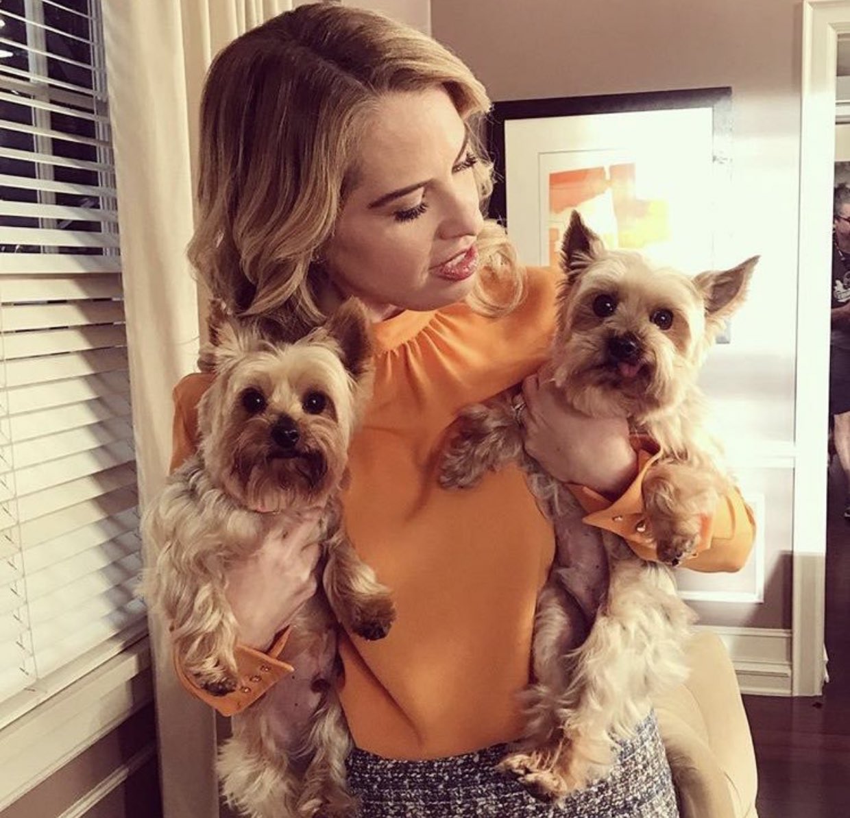 Happy birthday leslie grossman i LOVE YOU 