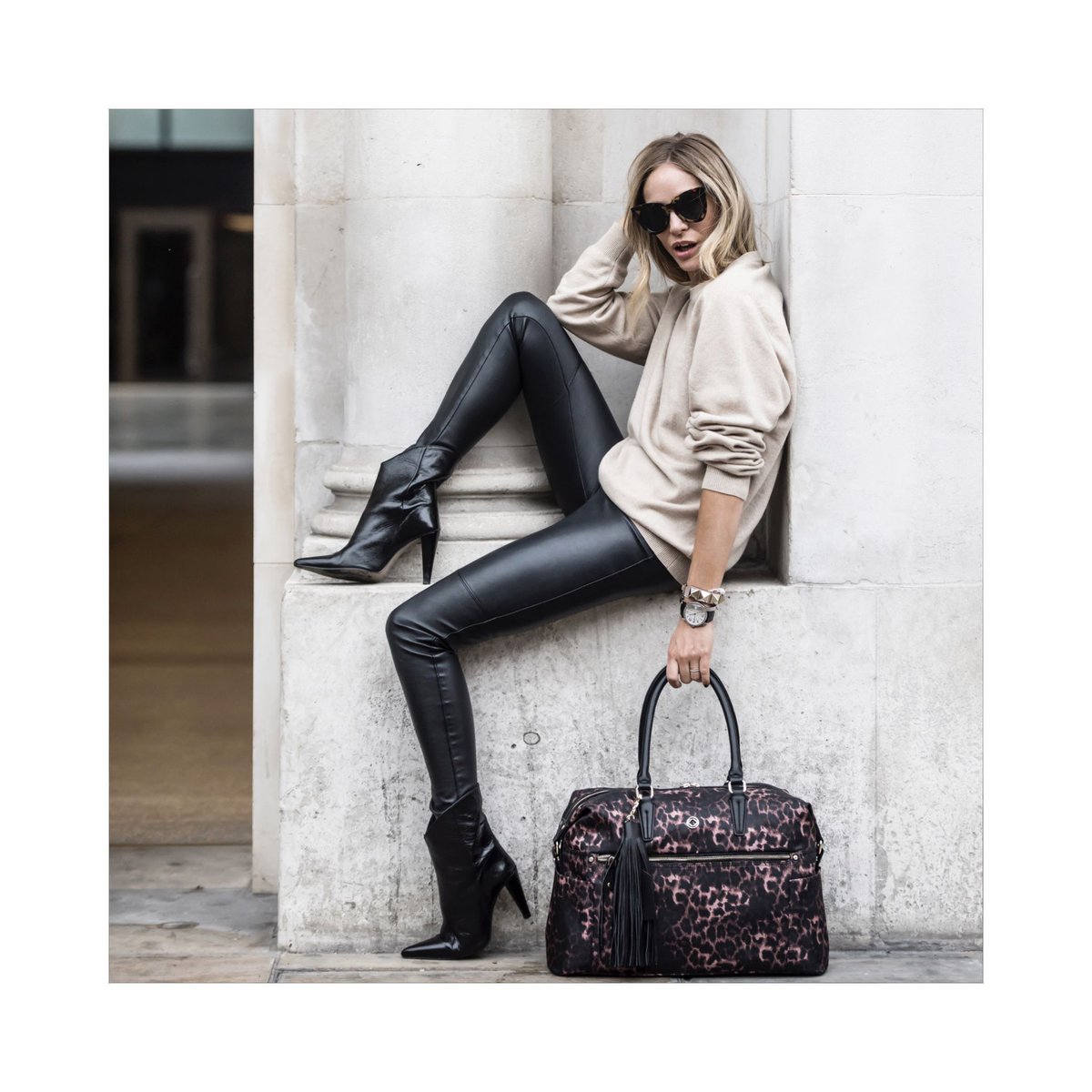 Let’s go... run away for some fun with Thea...✨

#getawaway #havefun #nonleatherbag #cabinbag #bagforlife #thea #leopardprint #luxurytravelbag #babybags #sustainablefashion #travelinstyle #flightbag #travelorganised #gymbag #nonleatherdiaperbag #armcandy #kerikit #kitgirl