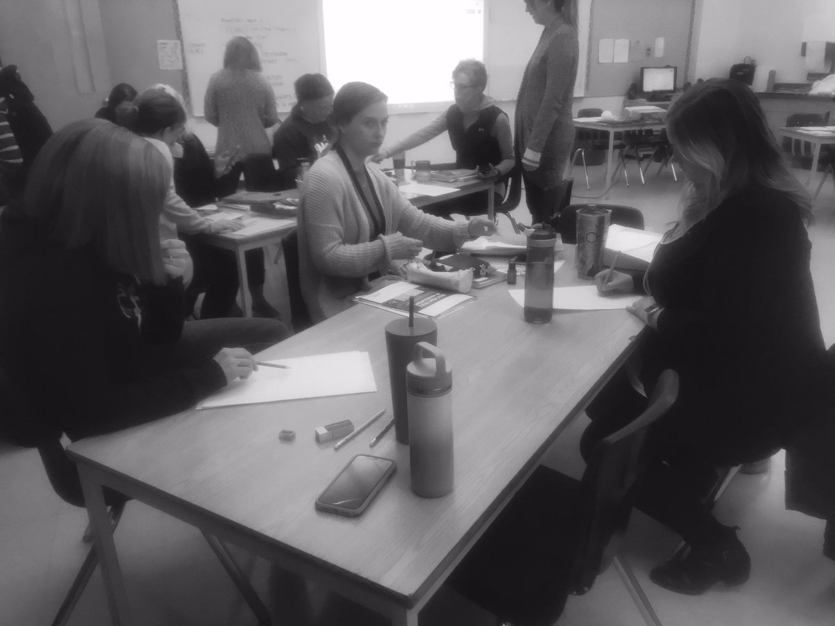 JaclynVasko's tweet photo. Mechanized Me Day 2: Personal narrative writing #PBL #projectslice #studenthat #deeperlearning https://t.co/peZgQgLLLA