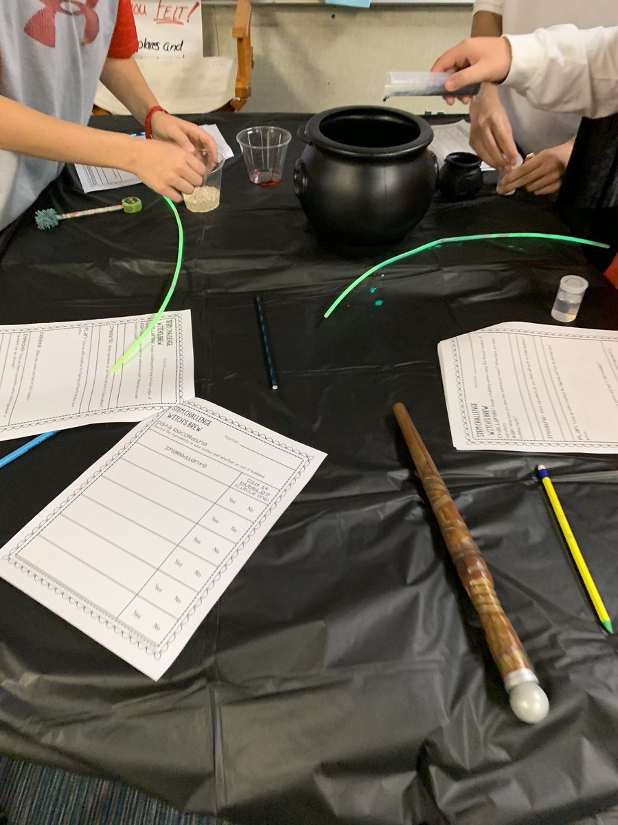MT_Gr5's tweet photo. MT 5th Graders Explore Chemical Reactions in a Potions Class!🎃 #MTAreWe https://t.co/GC6ngetohL