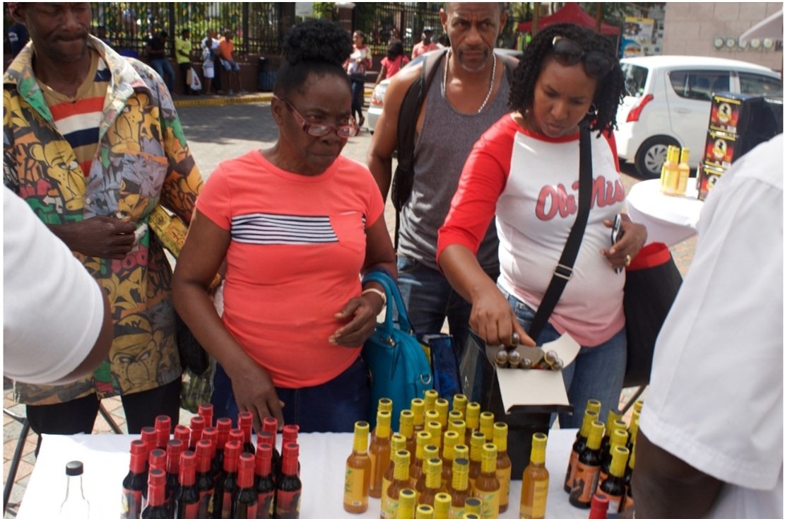 HerbalSamson's tweet photo. Customer highlight #herbalproducts #rootsformen #rootstonicwine #jamaicanproducts https://t.co/c5inLaQwFw