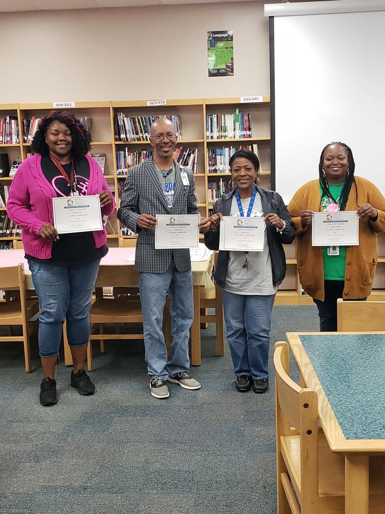 ReneeMalbrough's tweet photo. The MNPS Office of Restorative Practices was honored to provide certificates of recognition to a few of our RPAs today for their outstanding Restorative Peace Centers. @AnthonyLHall1 @DrWilliams711 @WeAreAntiochHS @AntiochMPBears @Wrightmiddle https://t.co/20b2ee3j2i
