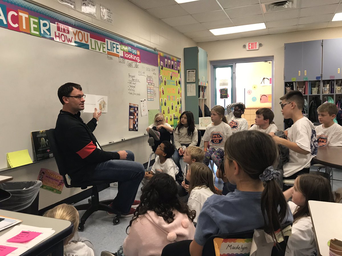 Mrs_StGeorge's tweet photo. We ❤️ when @LME_Principal reads to us!! #LMEMagic #MontiMagic https://t.co/xkb5ou5gE3