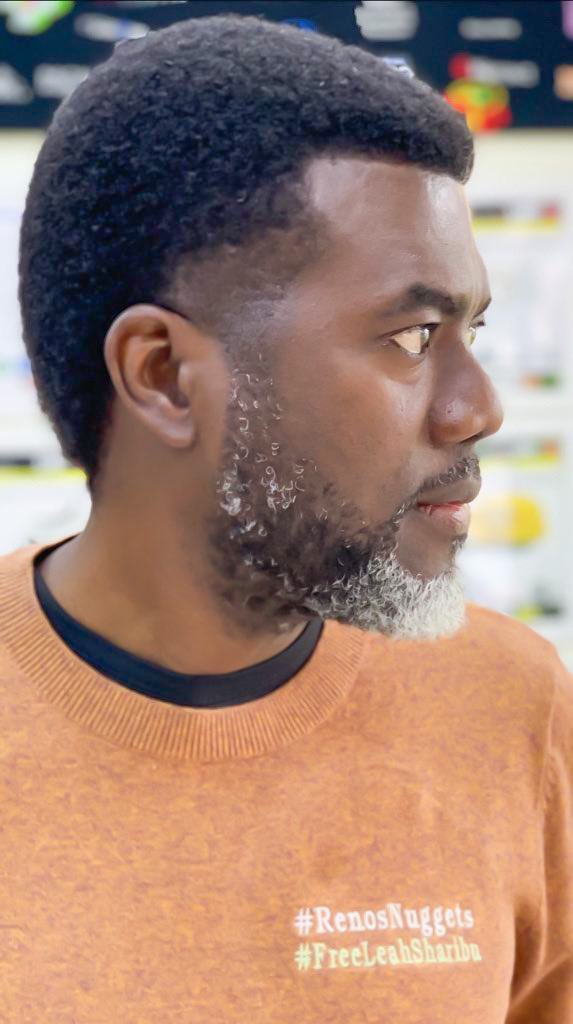 renoomokri tweet picture