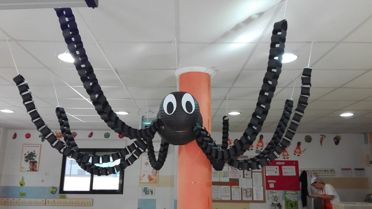 CoesComedores's tweet image. 🎃🎃 HALLOWEEN 2019🎃 🎃
Ya hemos empezado a decorar los #comedoresescolares en @CoesComedores.
Actividades especiales para #halloween2019. 
 El próximo jueves tendremos un menú muy especial. 👻👻👻
Seguiremos informando 👌
¡¡¡ Feliz fin de semana !!!