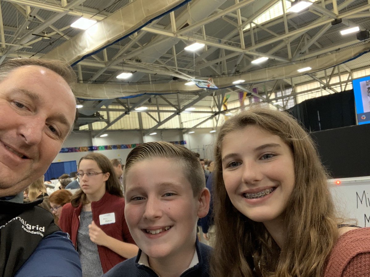 Whitee42's tweet photo. Over 550 of the smartest students in #MASTEM (K-12). What an amazing group of talented future #engineers and #scientists and #mathematicians @nationalgridus is a proud supporter!!  @MarcyReedNG @LynnePapetti  @MedwayMiddle https://t.co/532nkJCemN