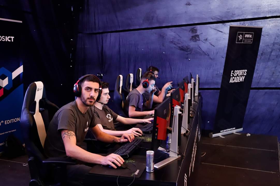 STIKK_KS's tweet image. Respawn eSports makes their way into the finals after winning the Lower Bracket Game. 

Before the Final game there's a Showmatch on schedule, so join us for some some more fun on the DEVStage. 

#KosICT8 #STIKK #TechConference #xportalesports #Prishtina
