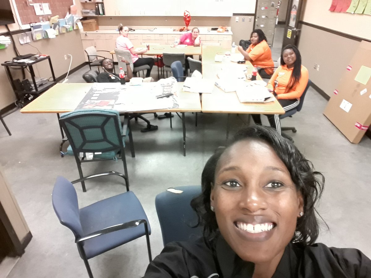 Thank you Store Manager Holly and ASDS Jessica for lunch. You ladies are amazing