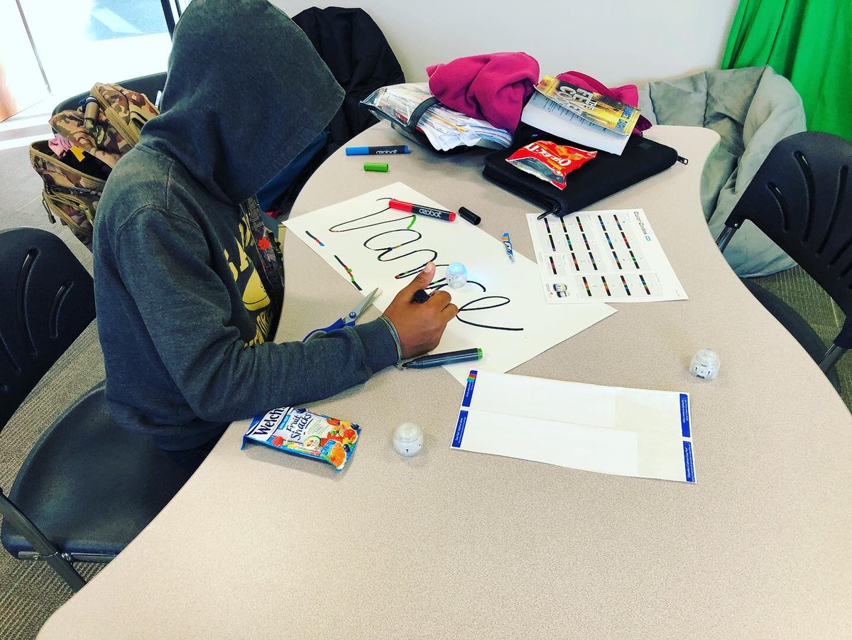 ChapinMiddle's tweet photo. Challenge accepted and CRUSHED! Ozobot club challenge to write your name and make the robot trace it with all the loops, turns, u-turns & such requiring different codes! They did an amazing job! #ozobotsrock #coding4everyone #joinusnexttime #lexrich5schools #pridein5 https://t.co/L4VJIxHl1v