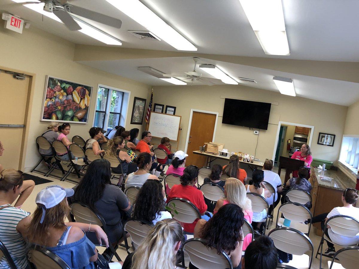JuankyDiaz's tweet photo. More @CoralParkElemS #teacherpd #fruitandspice #ourownbackyard @MDCPS @MDCPSSTEAM @STEMDesignation #steampd #teachersneverstoplearning #focusonscience https://t.co/LFOu2t0pgH
