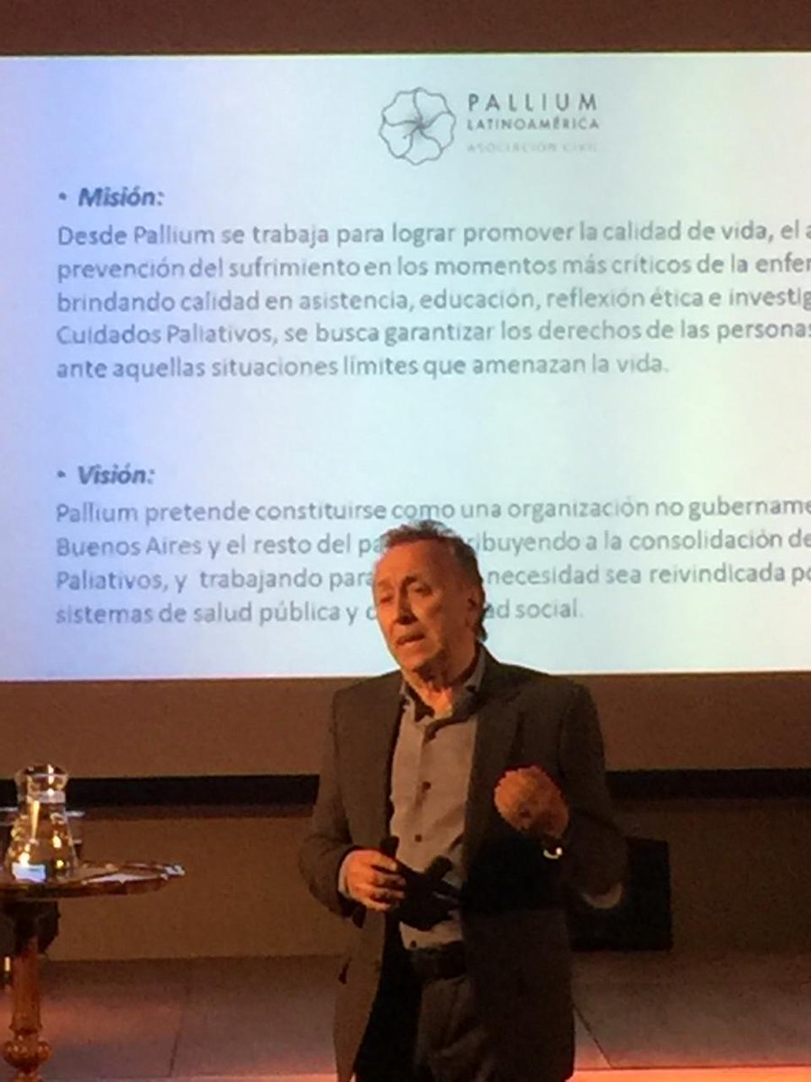soniaabadienred's tweet photo. Tuve el placer de abrir las puertas de Espacio Aguaribay para recibir al Instituto Pallium. Participé en su programa "Todos Con Vos", por una ciudad más compasiva, reavivando las redes humanas 👫
.
#Charla #RedesVivas #RedesHumanas #Compasion #BuenosAires https://t.co/DZrmKUVWIQ