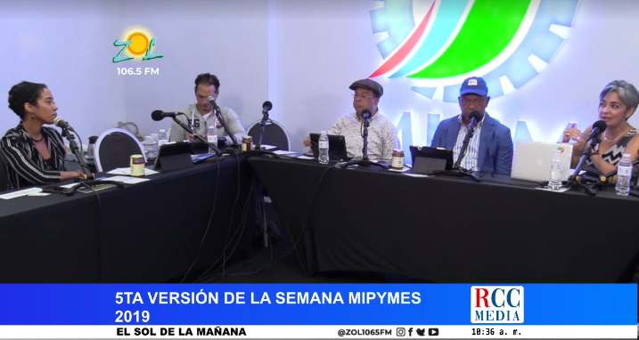 SoldelaMananaRD's tweet photo. Sachenka Encarnación explica que ese acompanamiento se expresa mediante un programa de 11 millones de euros apoyando a todo el Ministerio #MIYC en dos políticas: de fomento y de calidad mayor facilidad a emprendedores. #SemanaMipymes2019 #SoldelaMananaRD @ZOLFM1065 https://t.co/YOR7ZgJ18O