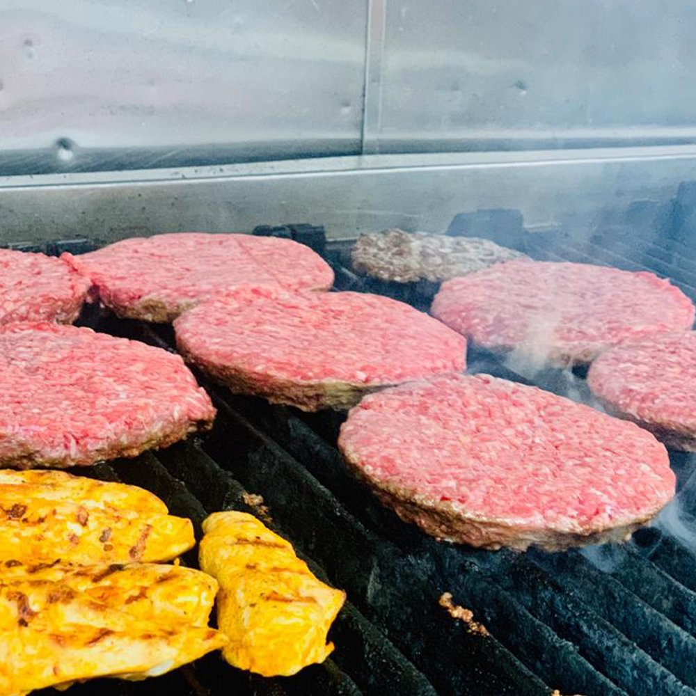 Behind the scenes at Meaty Buns.

When did you last try one of our 100% flame-grilled burgers? 🔥🍔

Come along to Kilburn or Harlesden today and sample one for yourself 👉 meatybuns.co.uk #londonburgerlife #burgers #londoneats #food