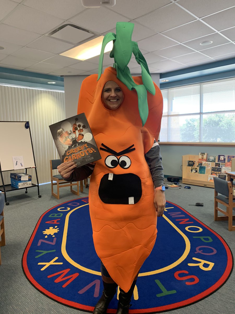 melynn_wilkes's tweet photo. Kindergarten students got the opportunity to read one of my favorite fall read alouds — CREEPY CARROTS by @areynoldsbooks! Then they got to use their STEM/problem-solving skills to build fences to keep their Creepy Carrots from getting out! #JRES #readComal #readingropers https://t.co/ePfapffyoi