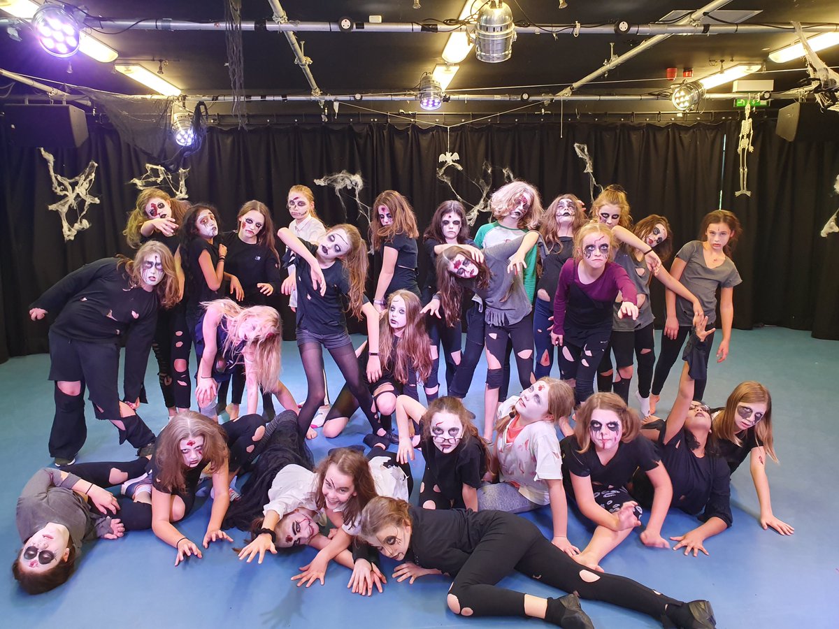 WKGS_Theatre's tweet photo. Happy half term from the #dramadepartment. You have all worked so hard this past couple of weeks!🎭
#relax #halfterm #halloween 👻#WKGSDRAMA #choosetobeyou
@WKGS_Theatre @WestKirbyGS https://t.co/dl54MkV9Cr