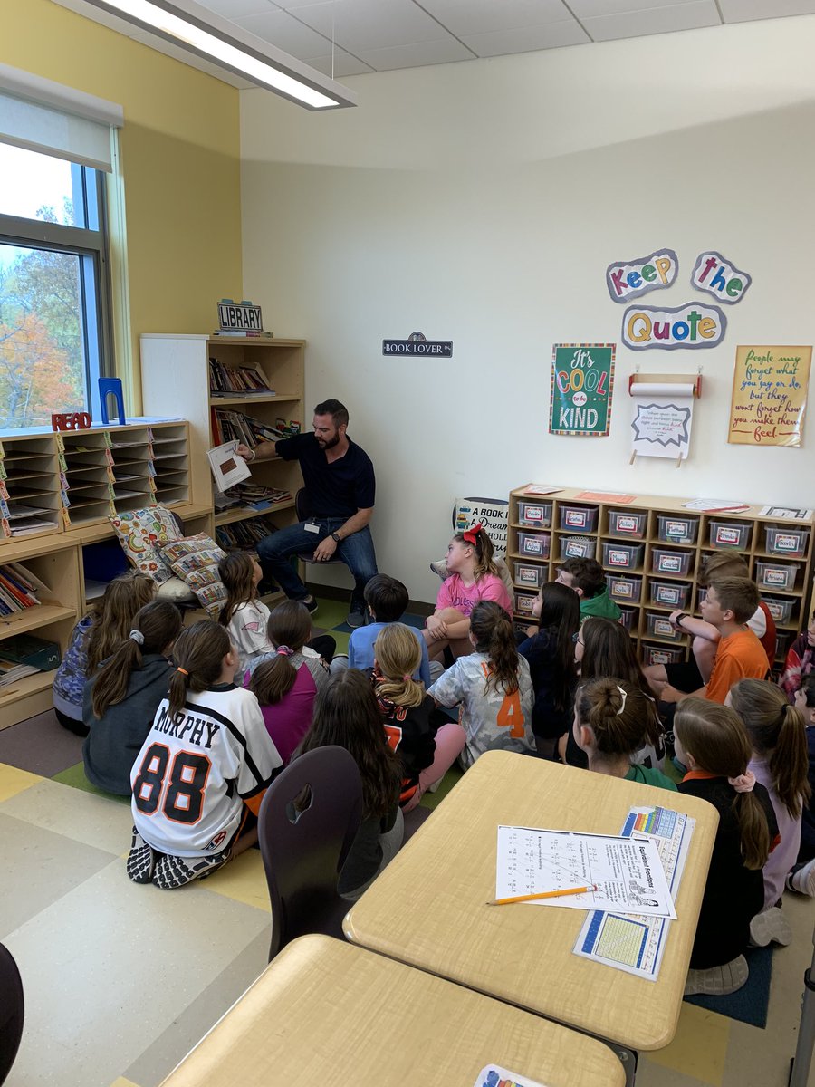 Kiverson7's tweet image. Thank you to our “Mystery Reader” Mr. Skeffington for coming to read to our 5th Graders today! #fractionsarefun @SkeffMath @HurldWymanWu